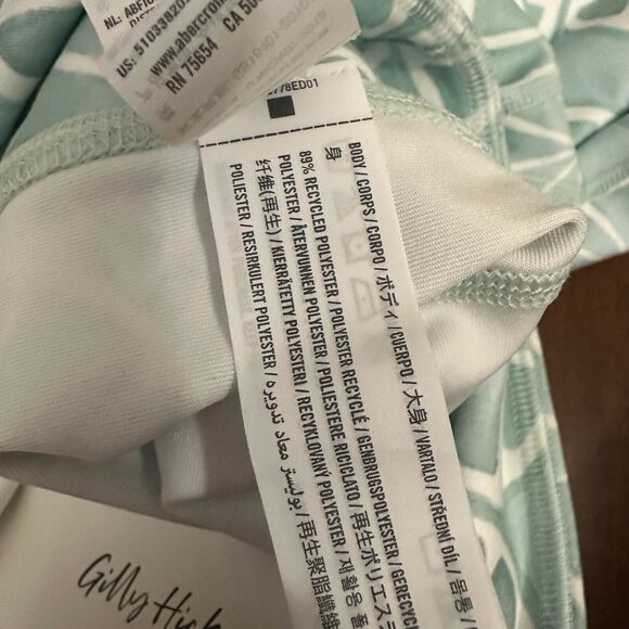 NWT GILLY HICKS Lemon Print Go Recharge High Rise 7/8 Leggings Green Blue - Picture 12 of 15